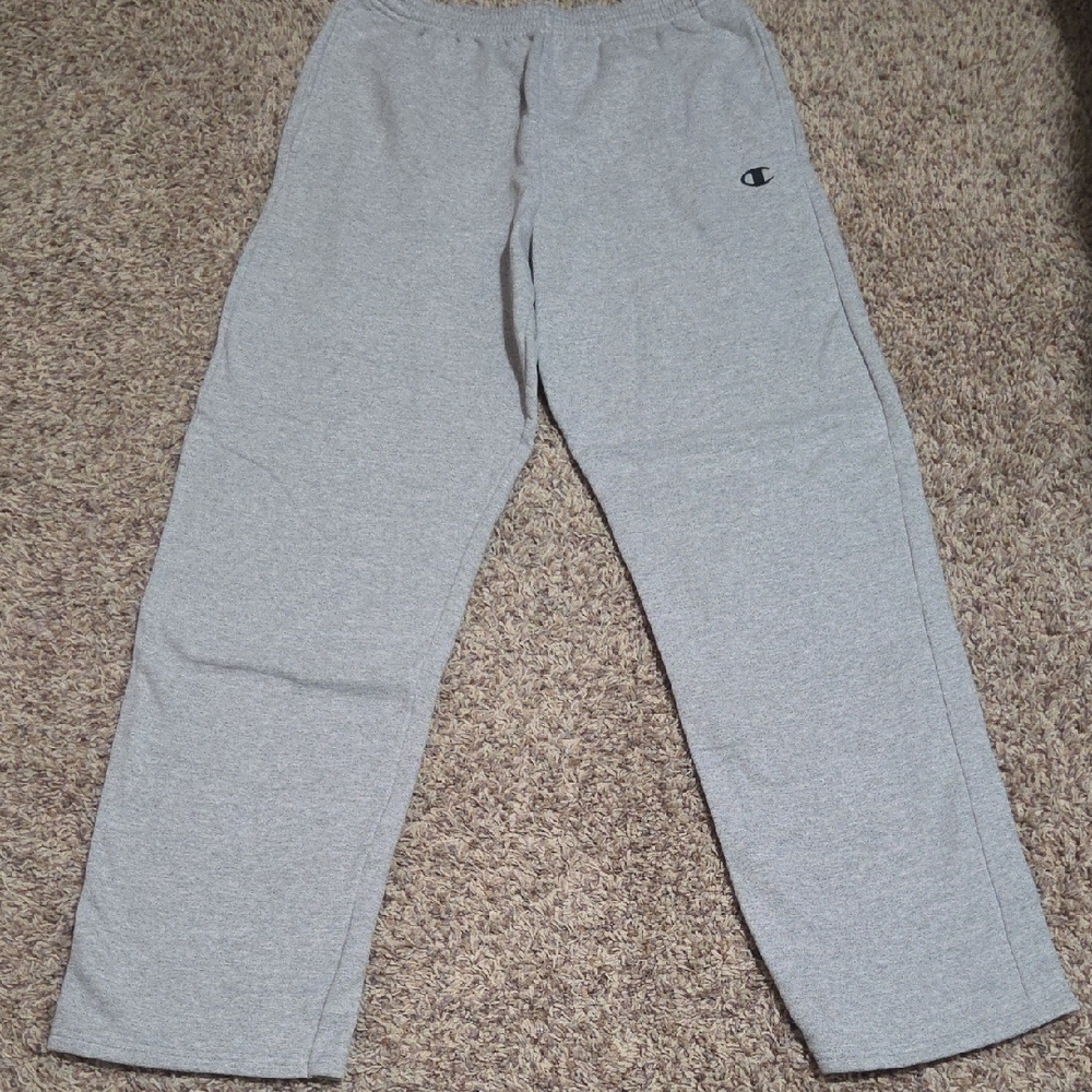 *BARELY WORN* Champion Sweatpants - Men's, Size Large, Light Gray